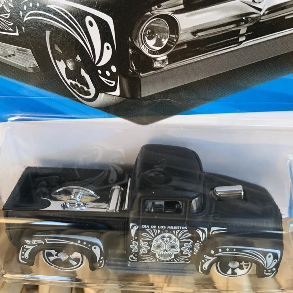Custom 56 Ford Truck 1956 Pick Up Day of Dead Hot Wheels DIA DE LOS MUERTOS 2025